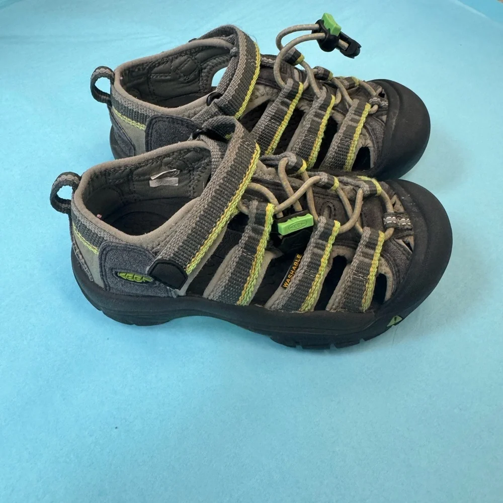 Keen Gray and Green Outdoor Sandals with Protective Toe - Picture 1 of 8